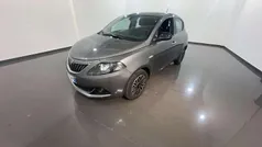 Grigio metallizzato Usata 2024 Lancia Ypsilon S Due volumi | 13.400 € (Buon prezzo)