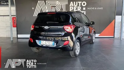 Usata Hyundai i10 67 CV (49 kW) 2016 Nero Utilitaria