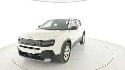 Usata Jeep Avenger Altitude 101 CV (74 kW) 2025 Bianco SUV