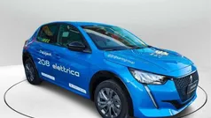 Blu vertigo Usata 2023 Peugeot e-208 Allure Due volumi | 17.900 € (Ottimo prezzo)