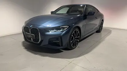 Blu/azzurro Usata 2022 BMW 420 M Sport Coupé | 43.900 € (Molto cara)