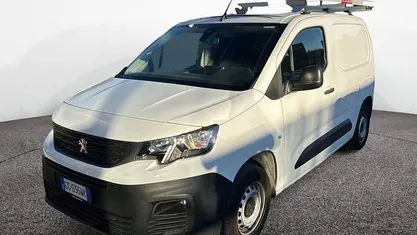 Bianco Usata 2021 Peugeot Partner Monovolume | 11.000 € (Ottimo prezzo)