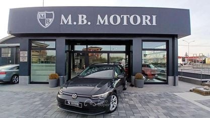 Gebraucht VW Golf VIII Life 116 PS (85 kW) 2022 Grau Kombi