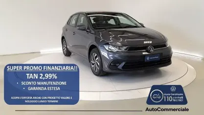 Usata VW Polo Life 95 CV (69 kW) 2025 Grigio scuro Utilitaria