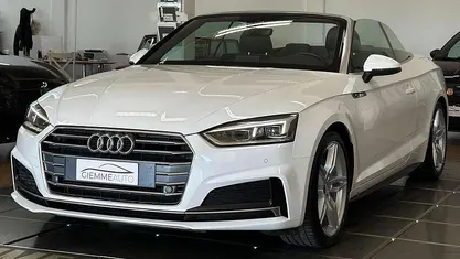 Bianco perla Usata 2019 Audi A5 Cabriolet Ambiente Cabrio | 26.900 € (Ottimo prezzo)