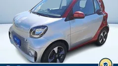 Argento metallizzato Usata 2021 Smart ForTwo Electric Drive Passion Tre volumi | 15.700 € (Buon prezzo)