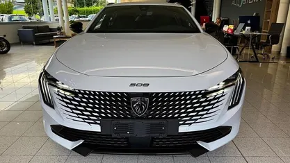 Bianco okenite Usata 2024 Peugeot 508 GTi Station wagon | 22.990 € (Ottimo prezzo)