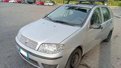 Usata Fiat Punto 60 CV (44 kW) 2010 Grigio Utilitaria