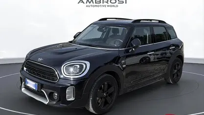 Käytetty Mini Cooper Countryman 136 HP (100 kW) 2022 Musta Katumaasturi
