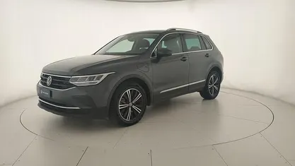 Usata VW Tiguan Life 245 CV (180 kW) 2021 Grigio SUV