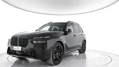 Black sapphire metallizzato Usata 2025 BMW X7 Comfort Edition SUV | 110.000 € (Ottimo prezzo)