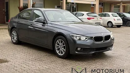 Usata BMW 318 Advantage 150 CV (110 kW) 2016 Grigio Berlina