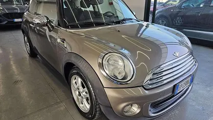 Usata Mini ONE 75 CV (55 kW) 2013 Marrone Utilitaria