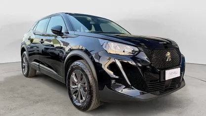 Usata Peugeot 2008 Active 110 CV (80 kW) 2022 SUV