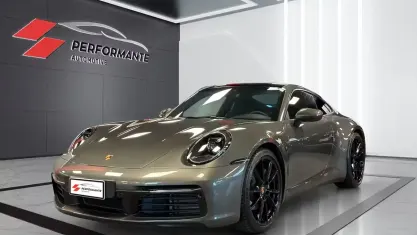 Usata Porsche 911 Carrera 385 CV (283 kW) 2023 Verde Coupé