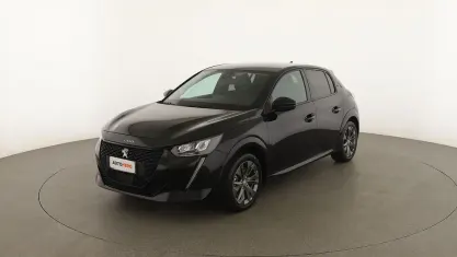 Usata Peugeot e-208 Allure 100 kW (136 CV) 2021 Nero Utilitaria