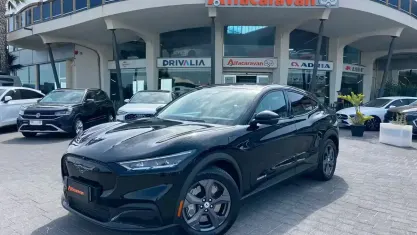 Usata Ford Mustang Mach-E Standard Range 100 kW (136 CV) 2023 Nero SUV