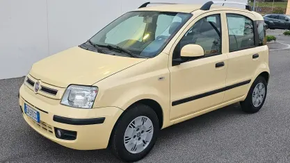 Usata Fiat Panda Dynamic 60 CV (44 kW) 2010 Giallo Utilitaria