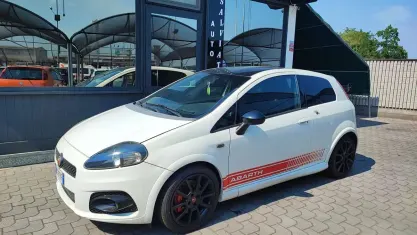 Usata Abarth Grande Punto 155 CV (114 kW) 2008 Bianco Utilitaria