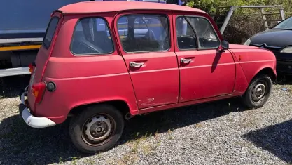Usata Renault R4 33 CV (24 kW) 1990 Rosso Berlina