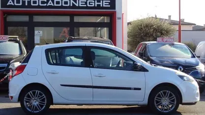 Usata 2012 Renault Clio IV Berlina | 4950 € (Super prezzo)