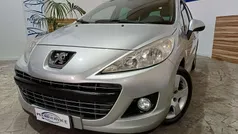 Argento Usata 2011 Peugeot 207 Station wagon | 2790 € (Ottimo prezzo)