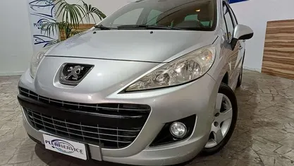 Argento Usata 2011 Peugeot 207 Station wagon | 2600 € (Ottimo prezzo)