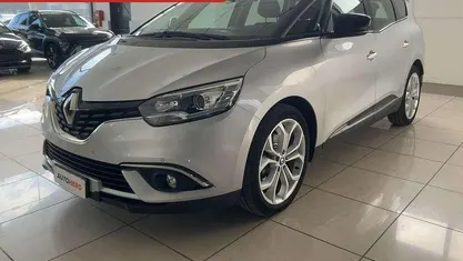 Usata Renault Grand Scénic IV 120 CV (88 kW) 2020 Argento Monovolume