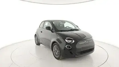 Usata Fiat 500e Icon 42 kW (58 CV) 2022 Nero Berlina