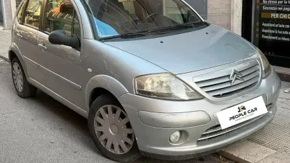 Usata Citroën C3 Elegance 90 CV (66 kW) 2003 Grigio Utilitaria