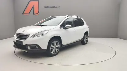 Usata 2016 Peugeot 2008 Allure SUV | 9890 € (Buon prezzo)
