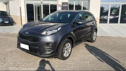 Second-hand Kia Sportage 116 CP (85 kW) 2017 Negru SUV