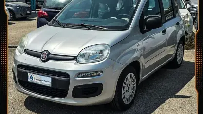 Usata Fiat Panda Easy 69 CV (50 kW) 2013 Grigio Utilitaria