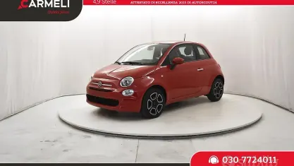Begagnad Fiat 500 Club 70 HK (51 kW) 2023 Röd Sedan
