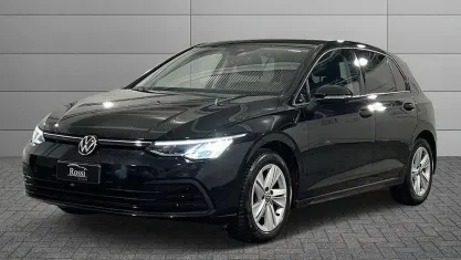 Usata VW Golf VII Life 150 CV (110 kW) 2020 Nero metallizzato Berlina