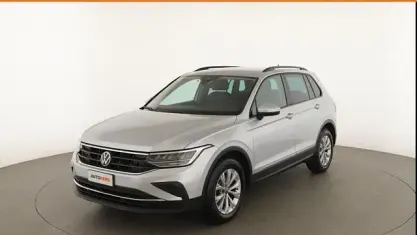 Usata VW Tiguan Life 150 CV (110 kW) 2023 Argento SUV