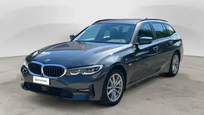 Usata BMW 320e Advantage 163 CV (119 kW) 2022 Grigio Station wagon