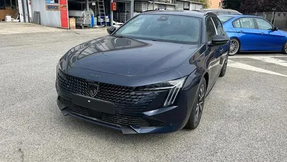 Blu Nuova 2025 Peugeot 508 Allure Station wagon | 36.490 € (Super prezzo)