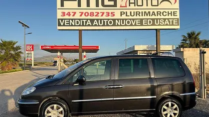 Usata Peugeot 807 163 CV (119 kW) 2010 Nero Monovolume