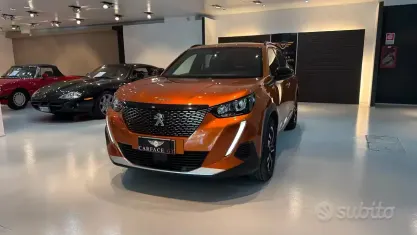 Second-hand Peugeot 2008 GTi 131 CP (96 kW) 2023 Portocaliu SUV