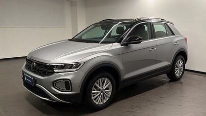 Usata VW T-Roc Life 110 CV (80 kW) 2023 Argento SUV