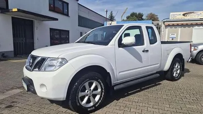 Usata Nissan Navara 190 CV (139 kW) 2013 Pick-up