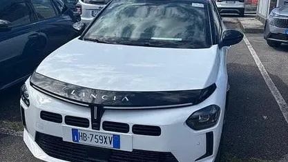 Usata Lancia Ypsilon 101 CV (74 kW) 2026 Utilitaria