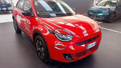 Usata Fiat 600E Red 114 kW (156 CV) 2023 SUV