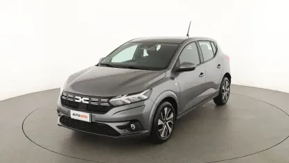 Usata Dacia Sandero Expression 67 CV (49 kW) 2024 Grigio