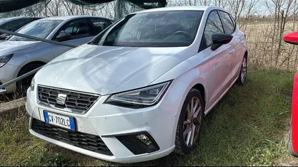 Usata Seat Ibiza 95 CV (69 kW) 2024 Bianco Utilitaria