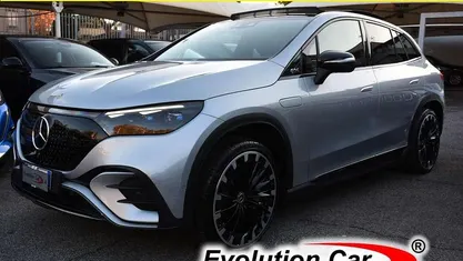 Usata Mercedes EQE350 AMG Line Premium 214 kW (292 CV) 2024 Argento metallizzato SUV