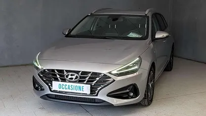 Usata Hyundai i30 Prime 120 CV (88 kW) 2023 Argento Station wagon