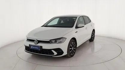 Usata VW Polo R-line 95 CV (69 kW) 2023 Bianco Utilitaria
