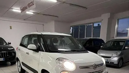 Bianco Usata 2013 Fiat 500L Lounge Monovolume | 5700 € (Buon prezzo)